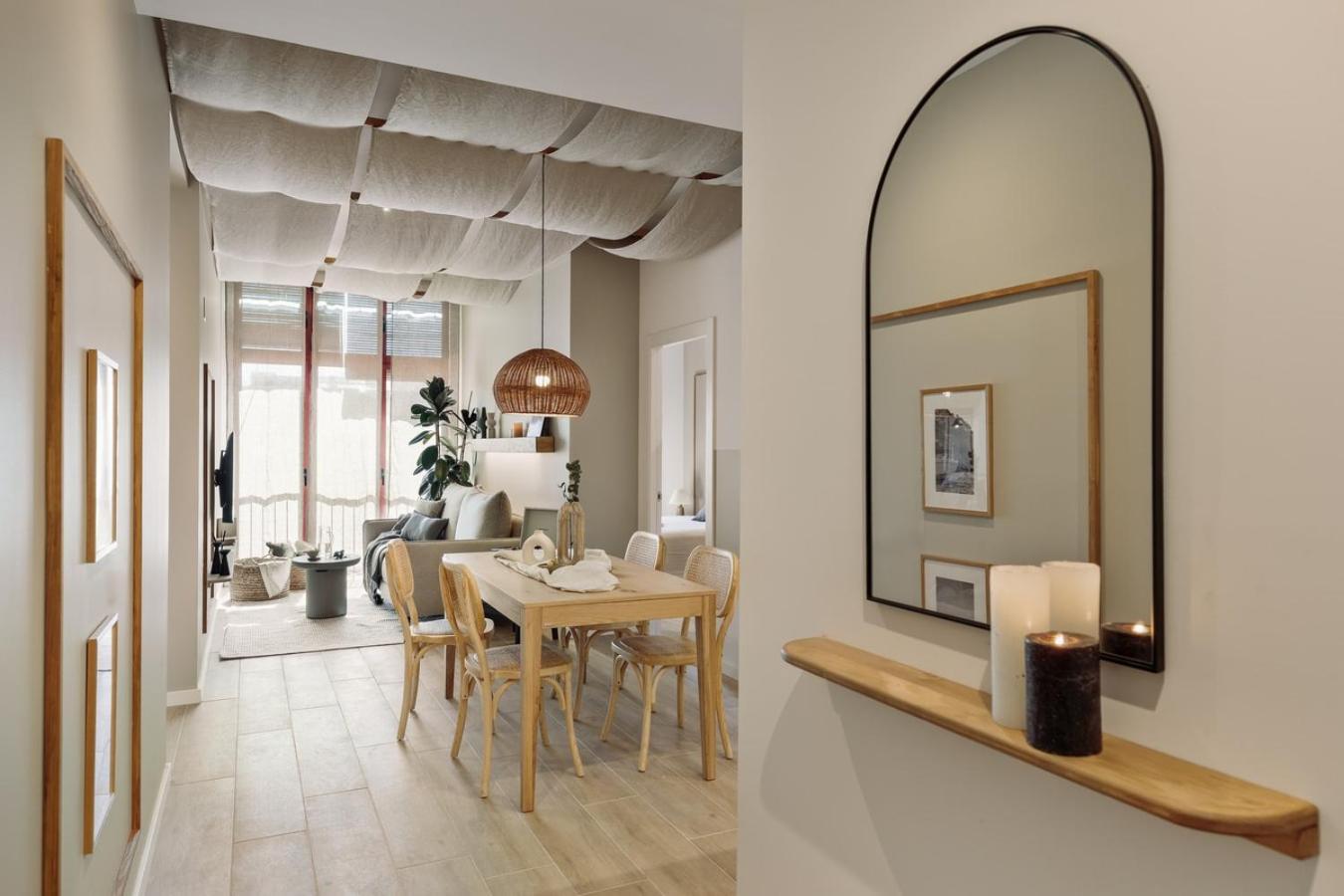 Canyelles - 2 Bedrooms And Terrace In Sant Antoni Appartamento Barcellona